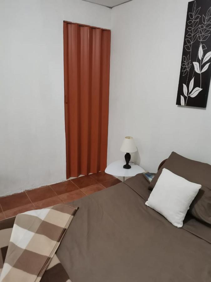 과테말라 Casa Familiar La Arboleda 아파트 외부 사진